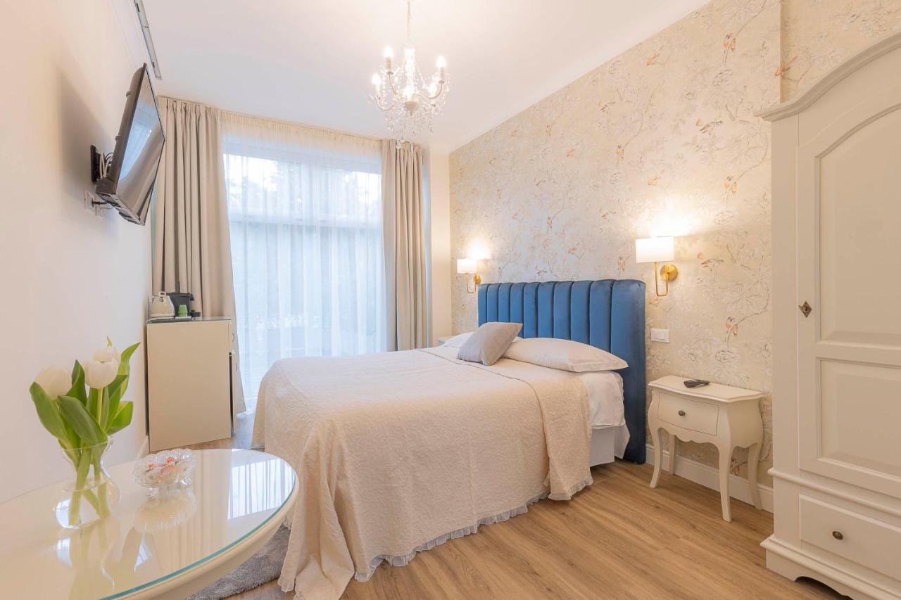 Crys: Rooms, Holiday, Business Verona Eksteriør bilde